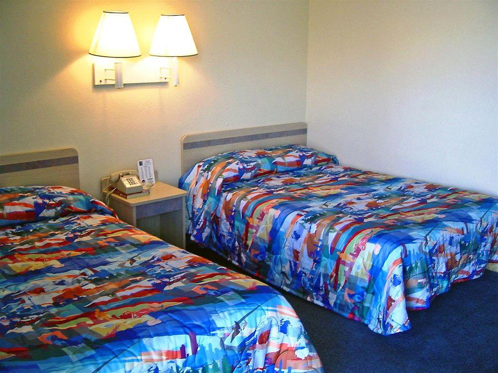 Motel 6 Wendover Dış mekan fotoğraf
