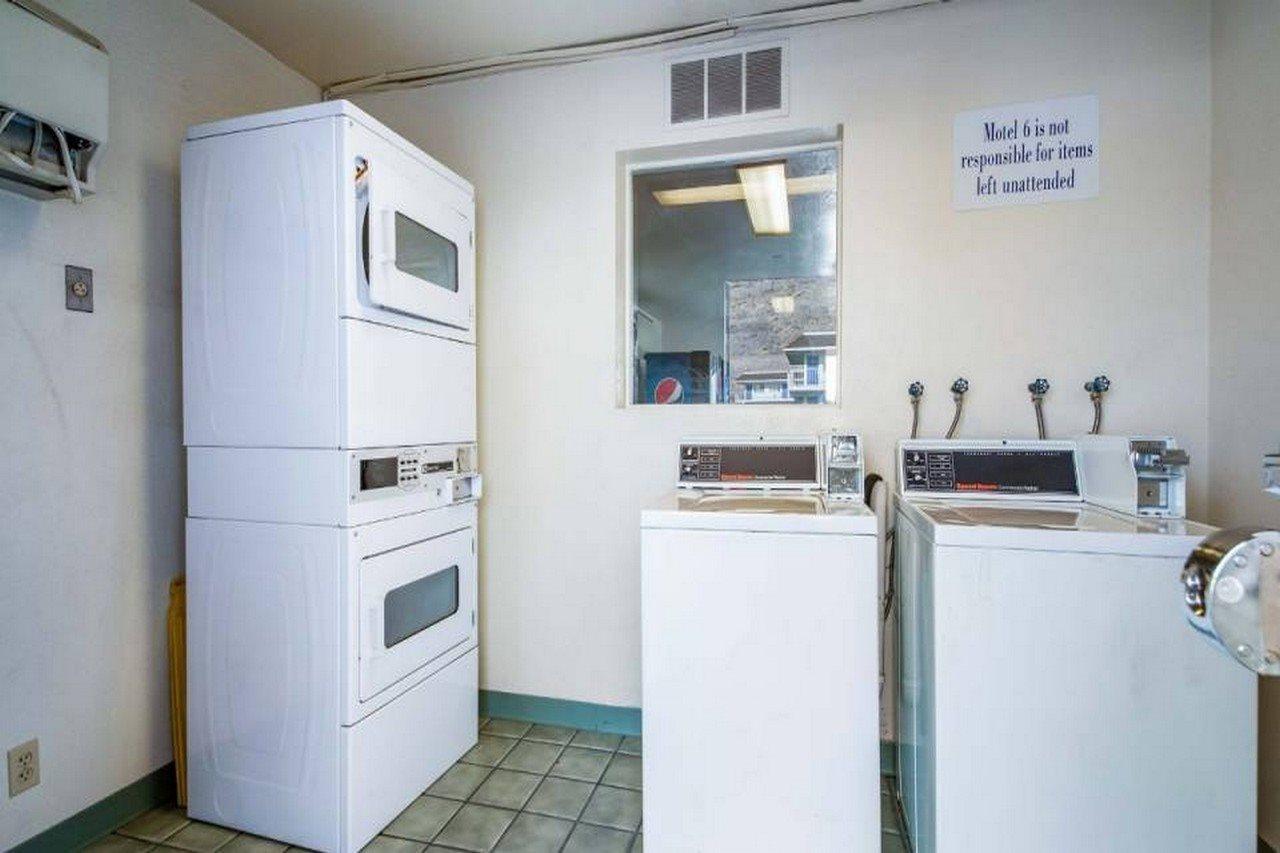 Motel 6 Wendover Dış mekan fotoğraf